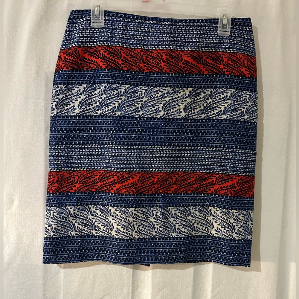 Vintage Inspired Ann Taylor Skirt – Size 4 (Small) – Red, Blue & White Pattern - Picture 4 of 9